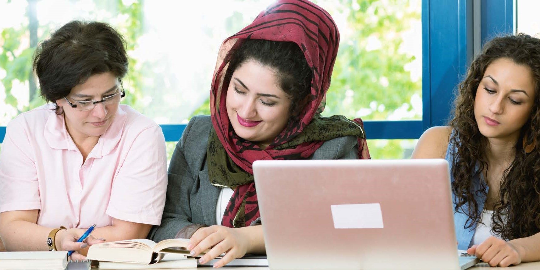 Адаптация эмигрантов